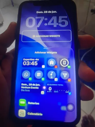 iPhone 128giga tudo funcionando perfeitamente 