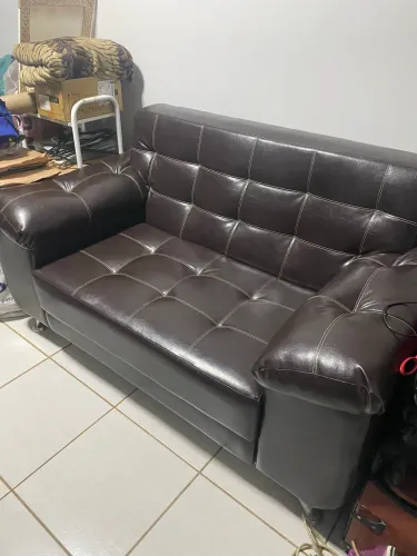 Conjunto de sofás em courino