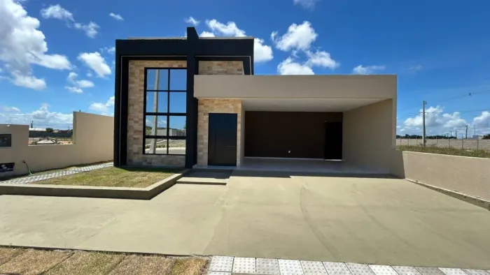 Casa com 3 dormitórios sendo 2 suítes uma delas master em Marechal Deodoro - 142m²