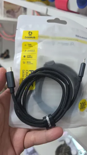 Cabo Lightning reforçado de 1m pra carregador USB Tipo C Baseus / iPhone 8 Plus 14 Pro Max
