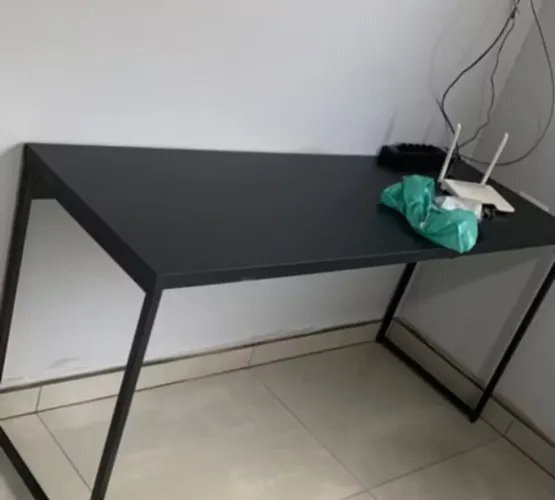 Mesa Dynamica Preto