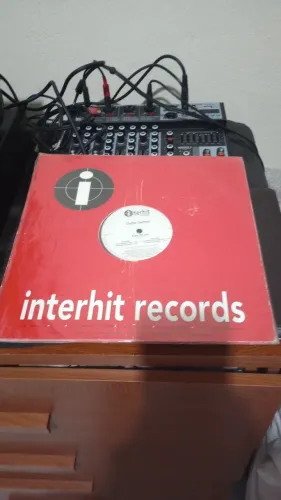 Vinil Outta Control One Of Us 12 Mix