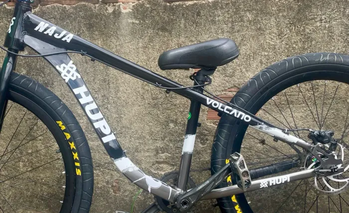 Quadro hupi naja 2025