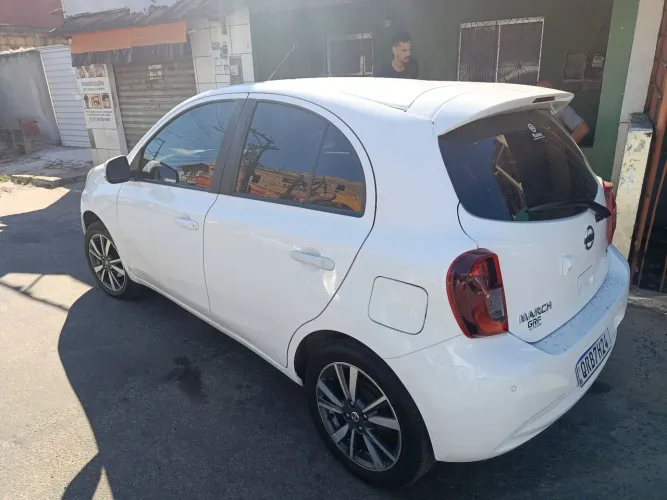 Nissan March SL 1.6 16V Flexstart 5P Aut. 2018