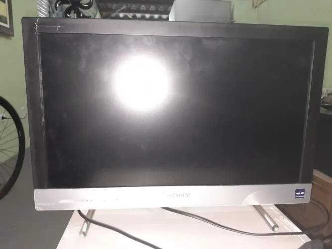 Monitor de 21 polegadas