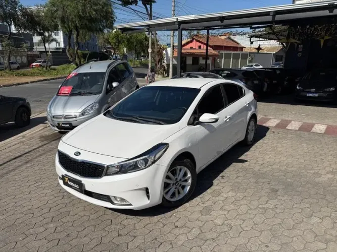 Kia Motors Cerato 1.6 16V Flex Aut. 2017