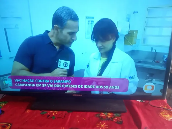 Vendo tv Samsung 40polegadas funcionando perfeitamente