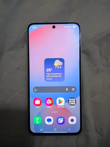 Vendo Galaxy S24 FE em excelente estado de funcionamento.Grava em 8k Motivo da venda: urgê