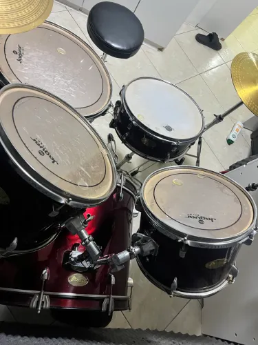 Bateria completa com banquinho
