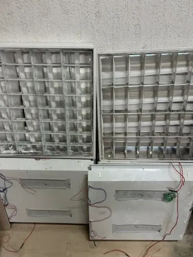 LUMINÁRIAS GRANDES COM 3 LAMPADAS
