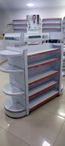 Venda de gôndolas para farmácias e drogarias