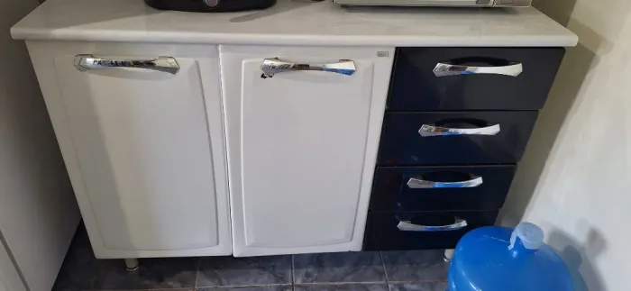 Cozinha completa Itatiaia ( usada/ conservada)4 peças. RS 1.200 a vista