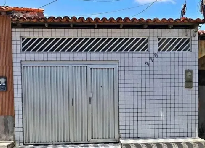 VENDE SE CASA NA LIBERDADE