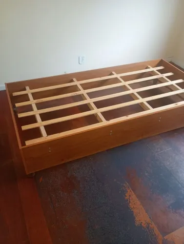Cama de solteiro