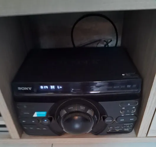 Mini system Sony, Bluetooth, DVD, USB, MP3,CD Player e rádio FM