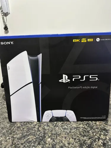 PS5 Slim + 2 Controles Originais + Caixa