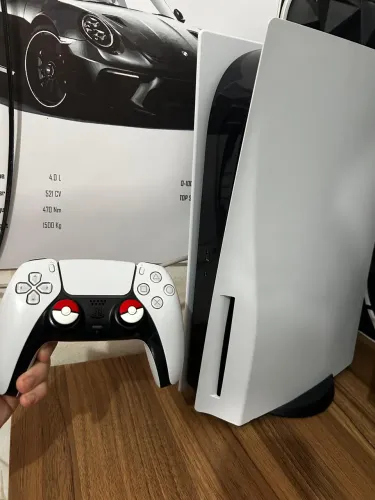PlayStation 5 Edição com Leitor de Disco + 1 Controle