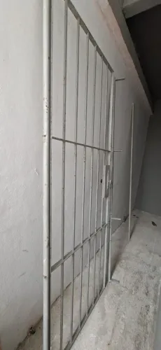 Portão de barra de ferro maciço de 1/2