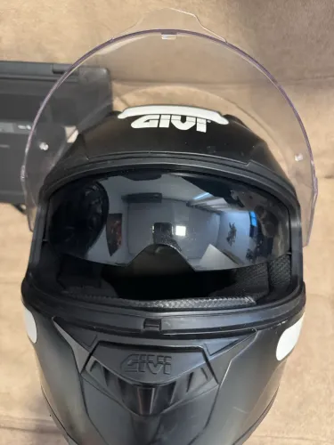 Capacete GIVI 50.5 Tridion preto fosco tamanho 58 com óculos 