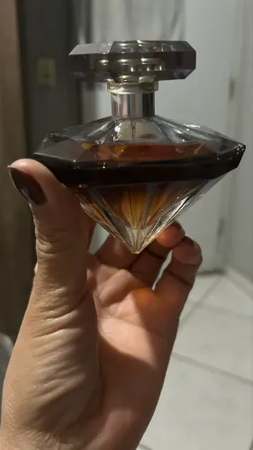Perfume Lá nuit tresor 