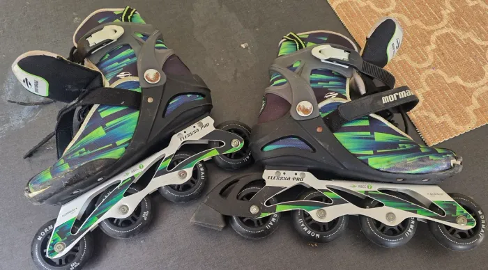 Patins novo de uso. Praticamente  nao foi usado