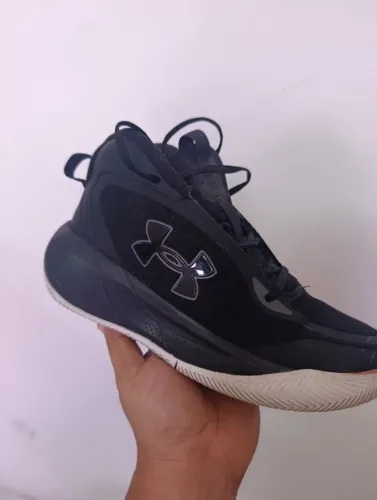 Tênis Under Armour Swish 2 Unissex Basquete