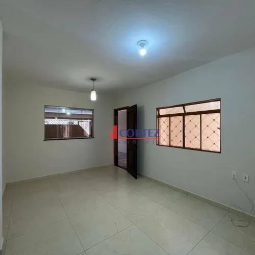 Casa com 3 dormitórios para alugar, 120 m² por R$ 2.259,89/mês - Centro - Rio Claro/SP