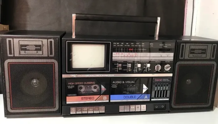 Rádio Boombox com tv Tokay