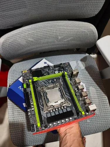 Vendo placa mãe x99 NOVA NUNCA USADA