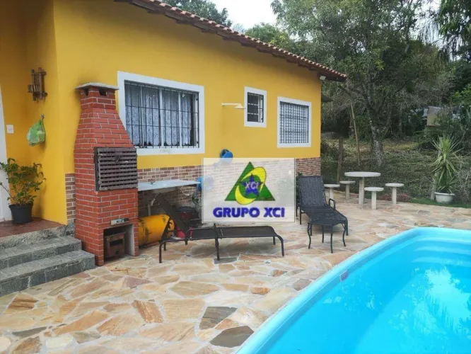 Chácara com 3 dormitórios à venda, 1000 m² por R$ 750.000,00 - Recanto dos Dourados - Camp
