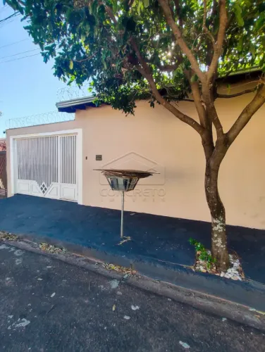 LINDA CASA COM 03 DORMITÓRIOS E EDÍCULA NO BAIRRO JARDIM ARARUNA