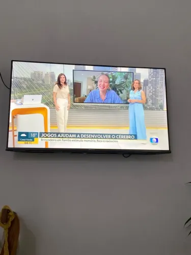 Smart TV 40 polegadas Hisense