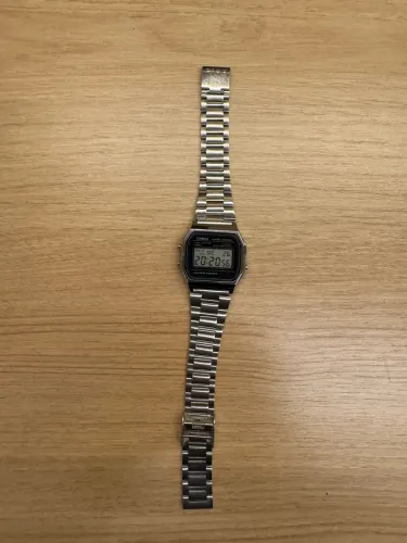 Relógio Casio serie 158