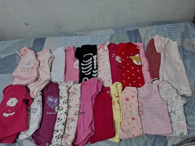 Lote de roupinhas bebê menina
