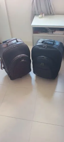 Vendo 2 Malas viagem em couro legítimo semi novas