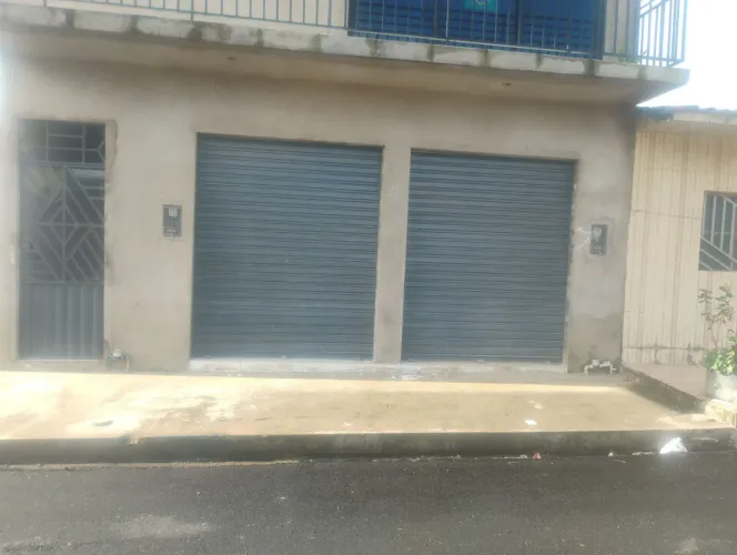Aluga-se ponto comercial