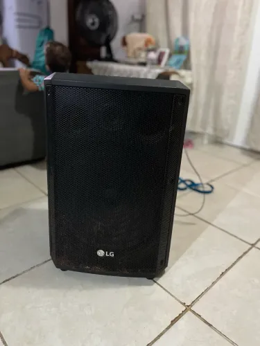 som LG