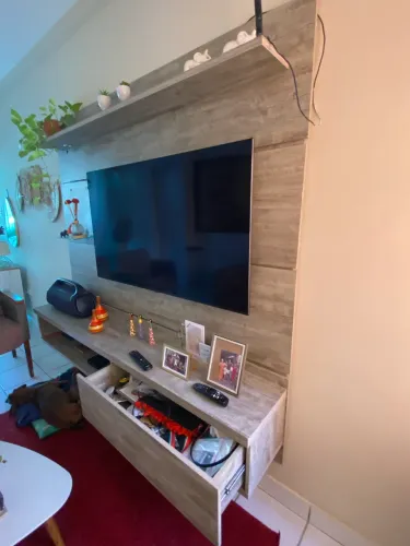 Home de tv