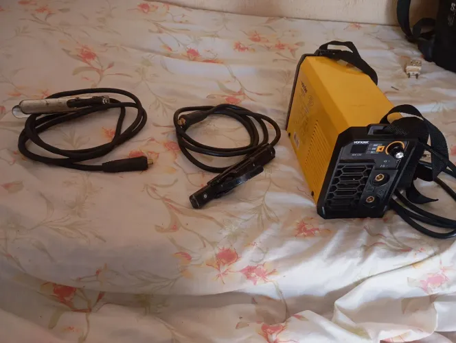 Vendo máquina de solda tá nova
