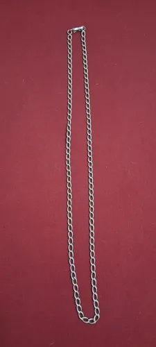 Vendo ou troco ( cordão de prata )
