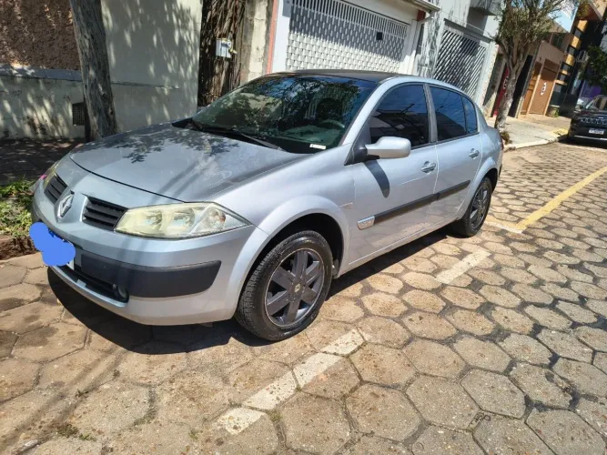 Renault Megane Sedan Dynamique 2.0 16V Aut. 2007