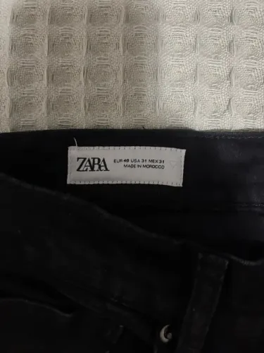 Calça preta Zara - Slim (Tamanho 40)