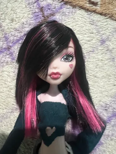Reservado! Boneca monster high Draculaura