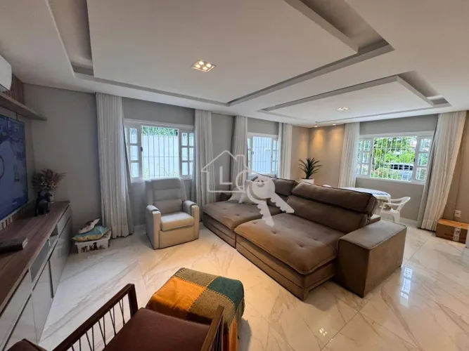 Casa com 3 dormitórios à venda, 209 m² por R$ 735.000,00 - Eletronorte - Porto Velho/RO