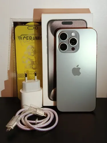 iPhone 15 Pro Max 