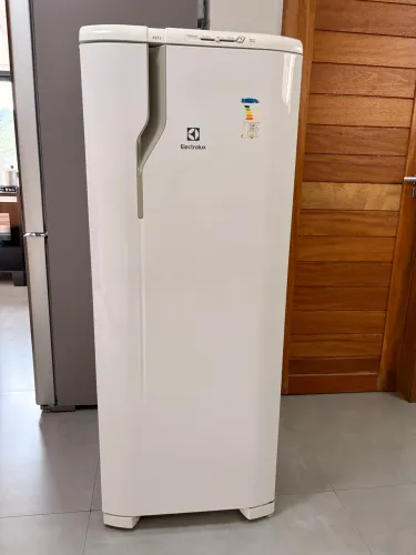 GELADEIRA ELETROLUX