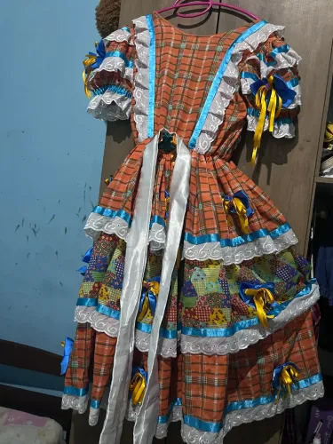 Vendo esse vestido novo