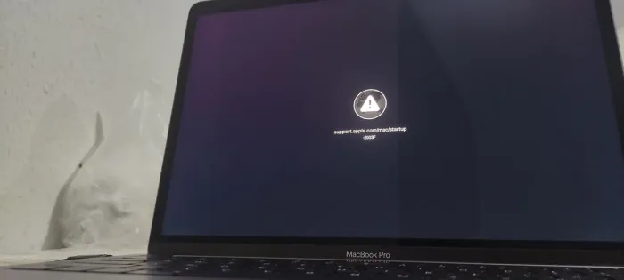 MacBook Pro 2020 16gb/512gb