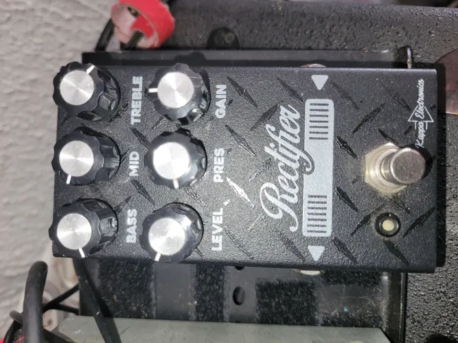 Pedal rectfier kappa effects
