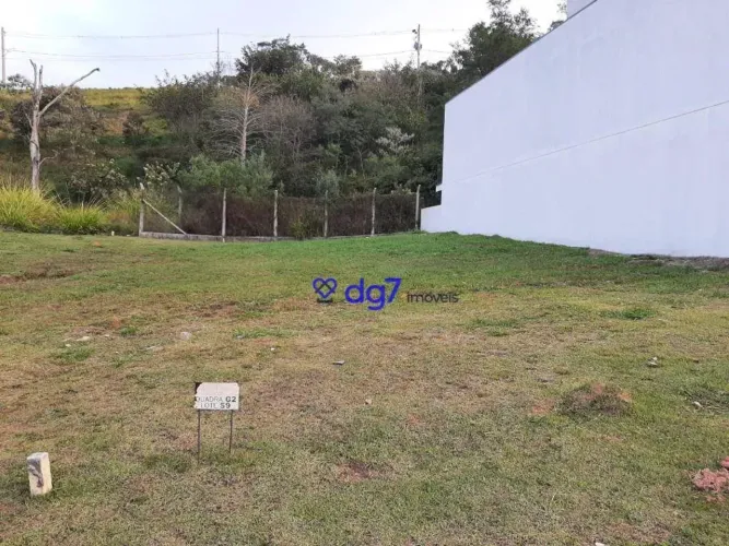 Terreno à venda com projeto aprovado na prefeitura de Cotia.